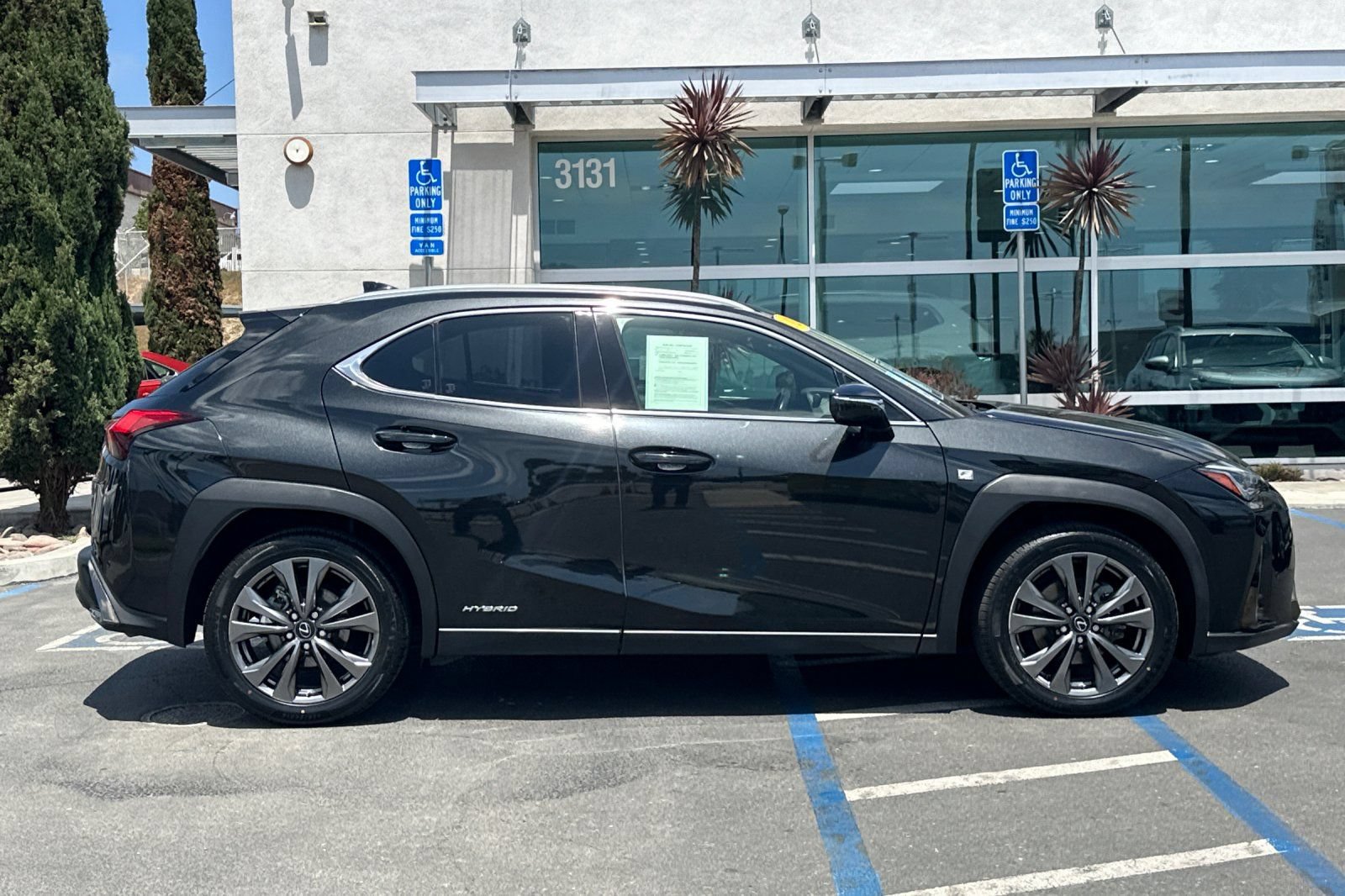 Used 2021 Lexus UX 250h F Sport w/ Accessory Package (Z1) AWD/4WD image 3