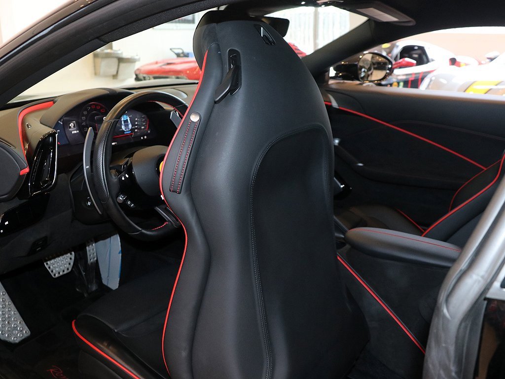 Certified 2024 Ferrari Roma image 79
