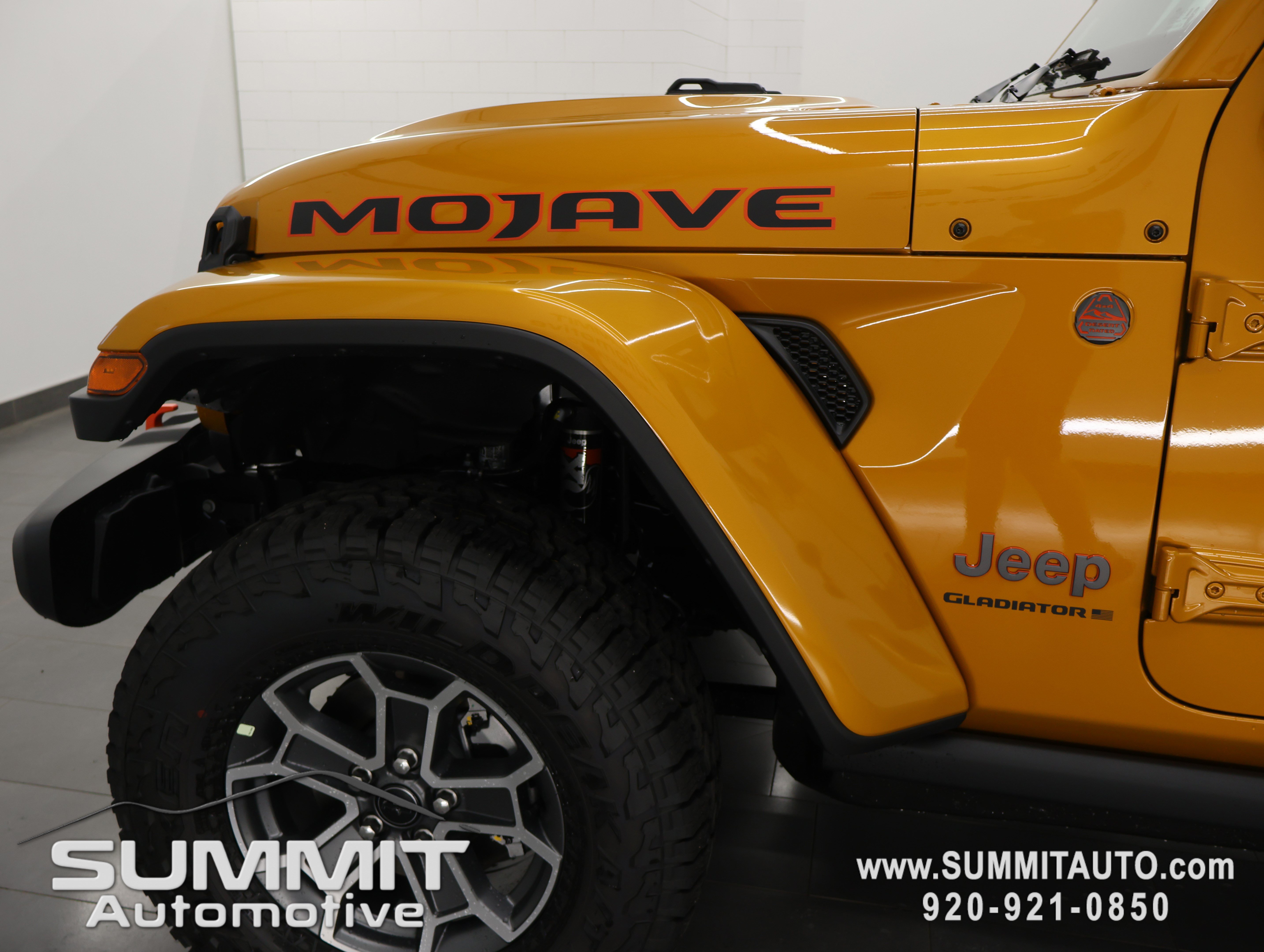 New 2026 Jeep Gladiator Mojave w/ Safety Group AWD/4WD image 35