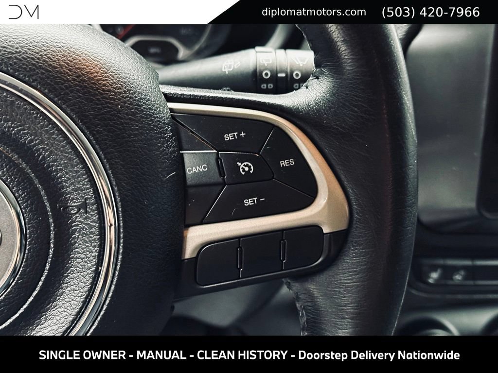 Used 2015 Jeep Renegade Latitude w/ Cold Weather Group II AWD/4WD image 31