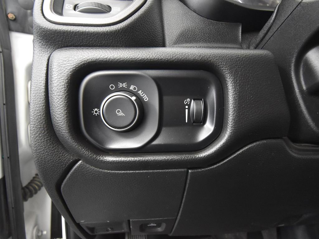 Used 2022 RAM 2500 Tradesman image 31