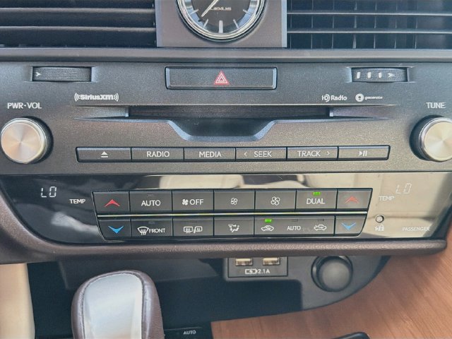 Used 2020 Lexus RX 350 AWD w/ Premium Package image 12