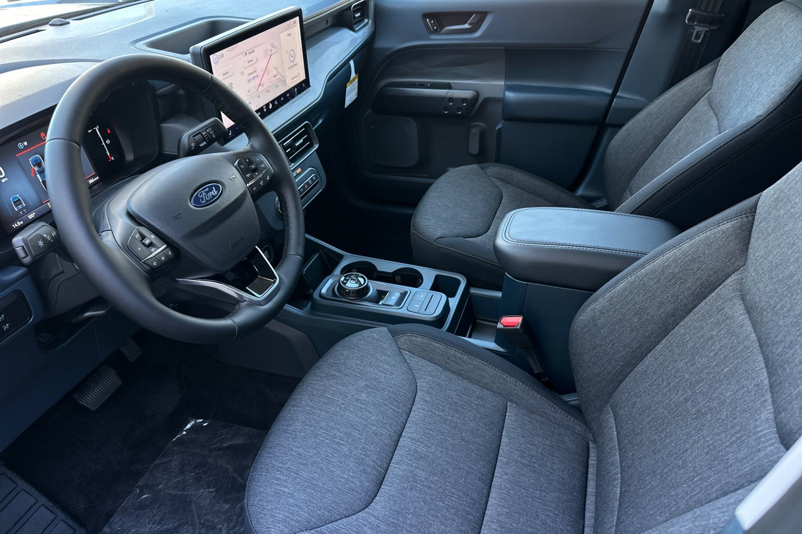 New 2025 Ford Maverick XLT w/ XLT Luxury Package image 9