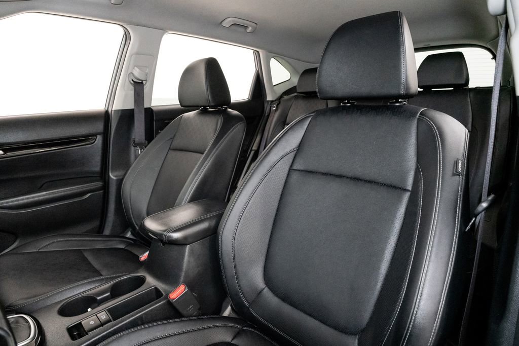 Used 2022 Kia Seltos SX image 11