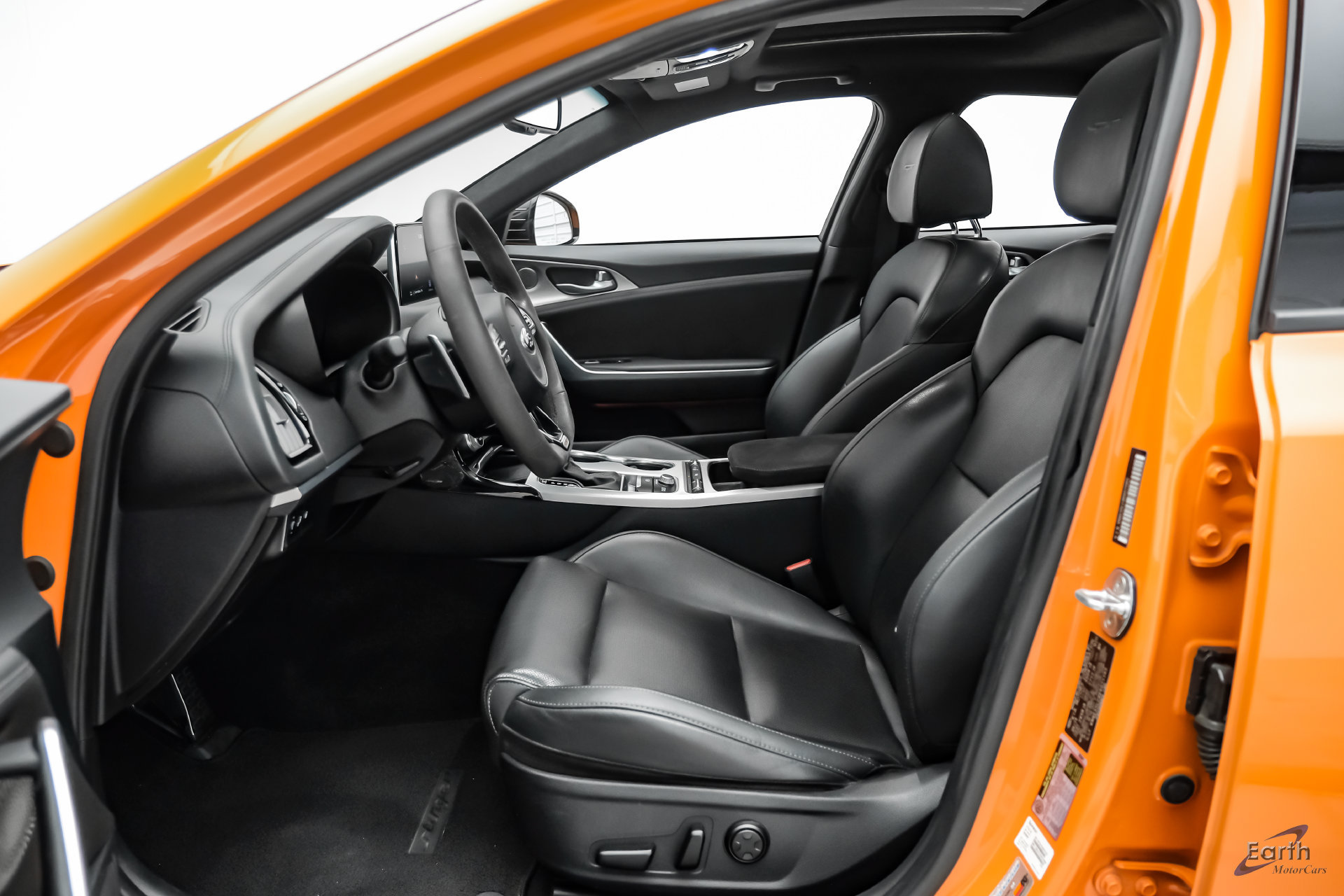 Used 2019 Kia Stinger GTS RWD image 36