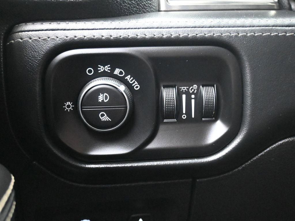 Used 2021 RAM 1500 Limited image 26