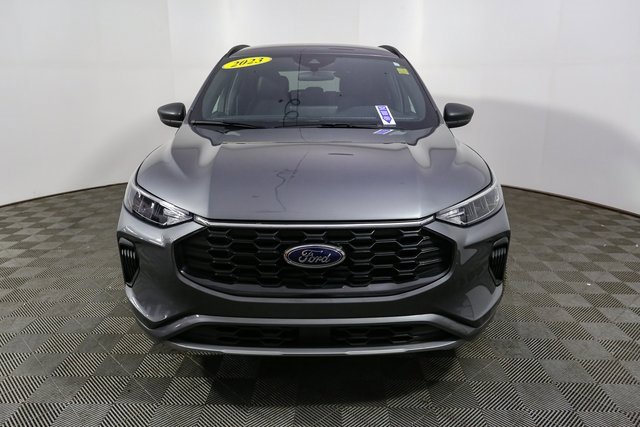 Used 2023 Ford Escape ST-Line w/ Tech Pack #1 image 4