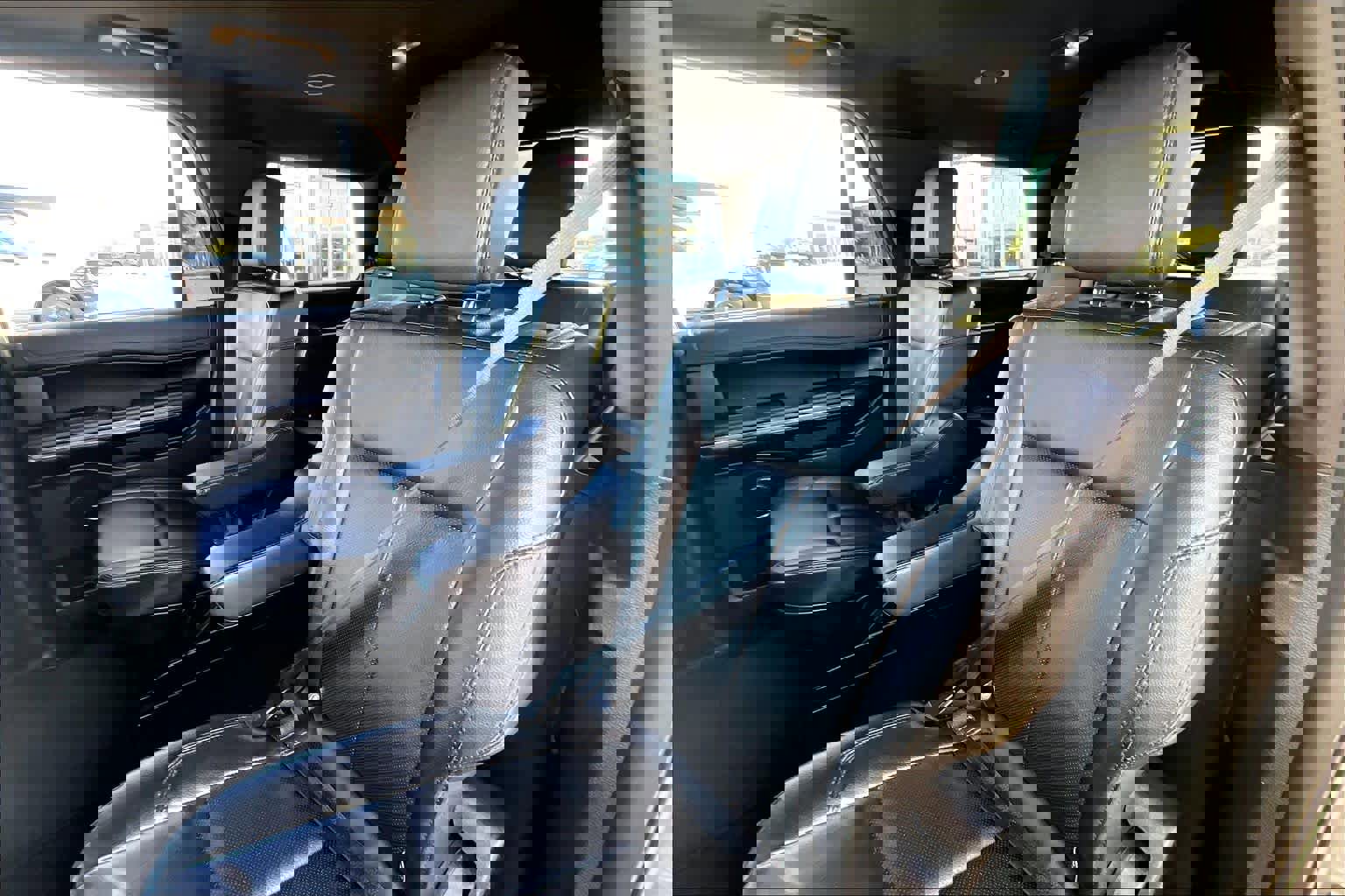 Used 2021 Ford Expedition XLT image 17