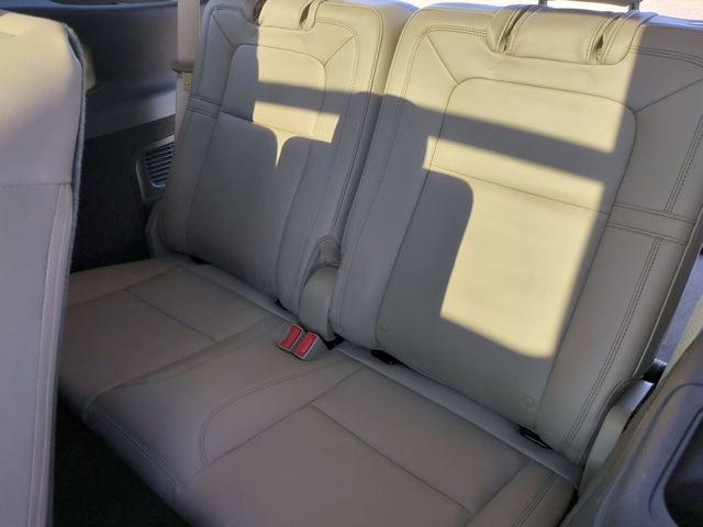 Used 2024 Lincoln Aviator Reserve w/ Equipment Group 201A RWD image 33