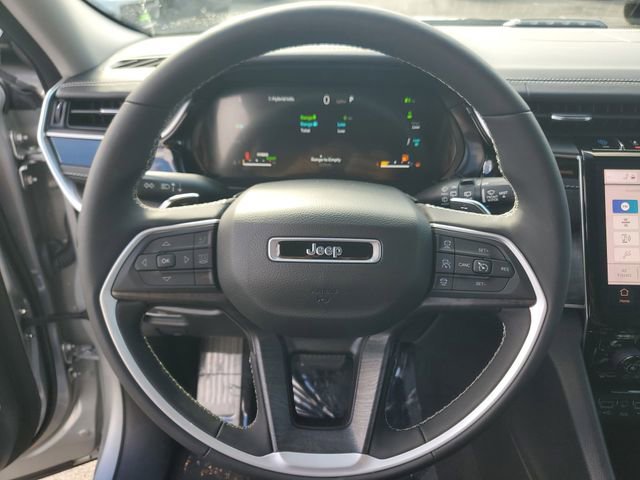 Used 2022 Jeep Grand Cherokee Limited 4xe image 22