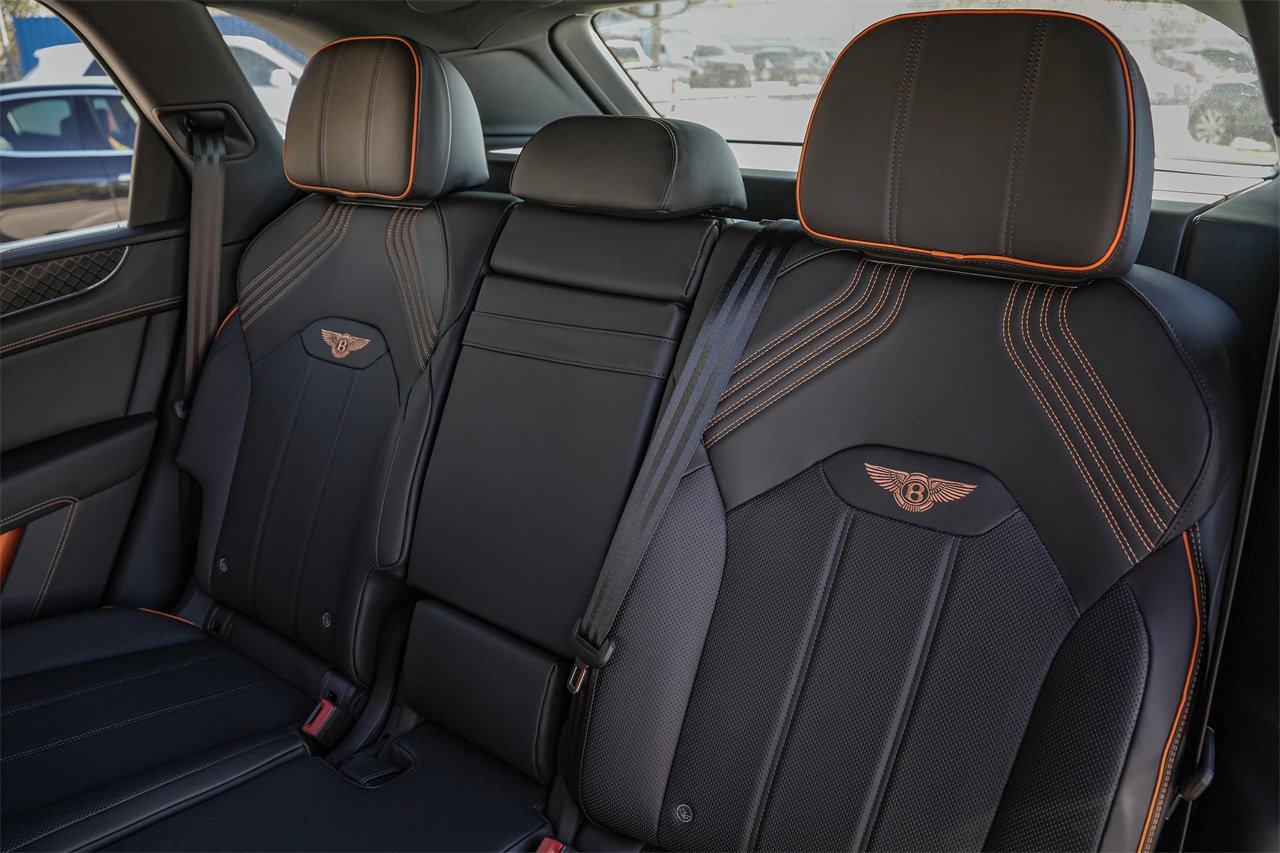 New 2025 Bentley Bentayga image 36