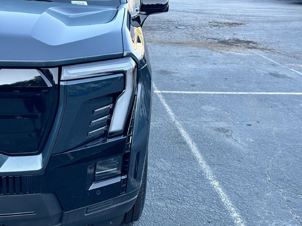 Used 2026 GMC Sierra EV Elevation AWD/4WD image 10