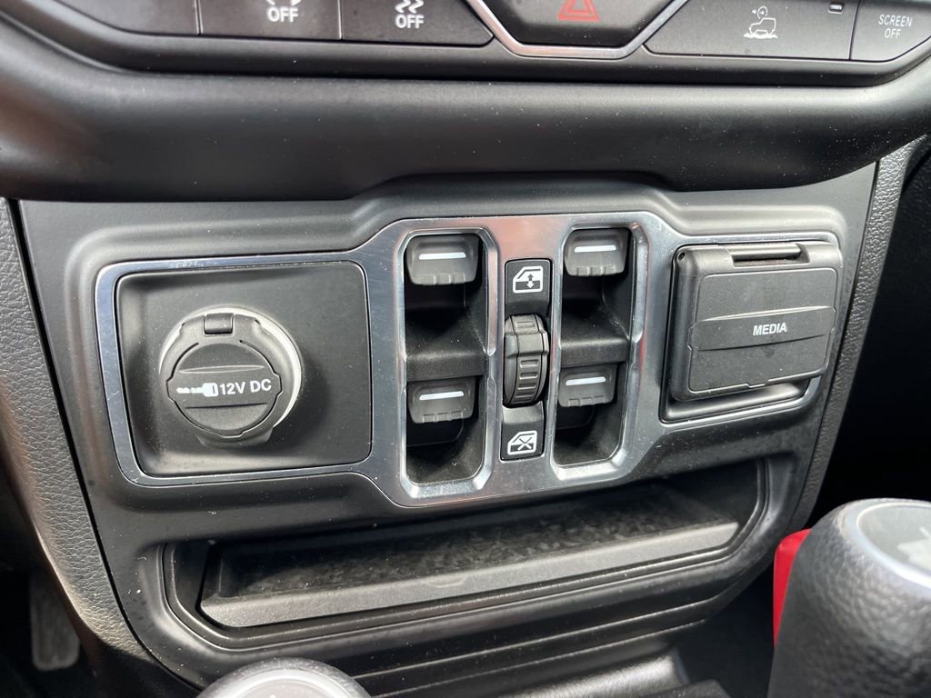 Used 2021 Jeep Wrangler Unlimited Sahara image 13