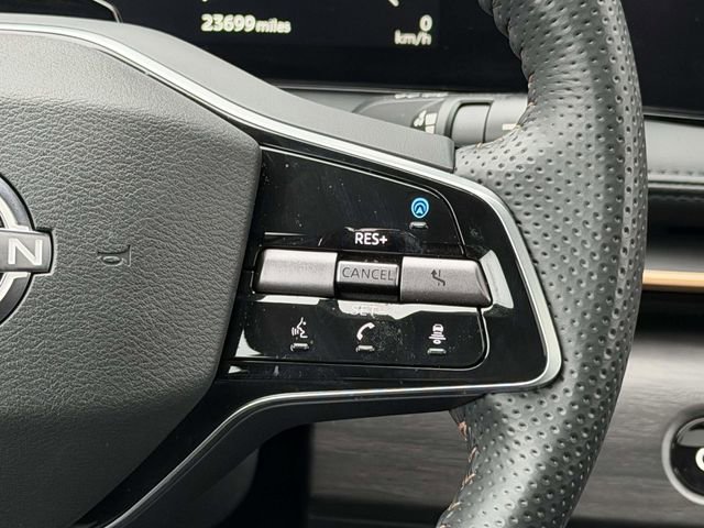 Used 2023 Nissan Ariya FWD image 21