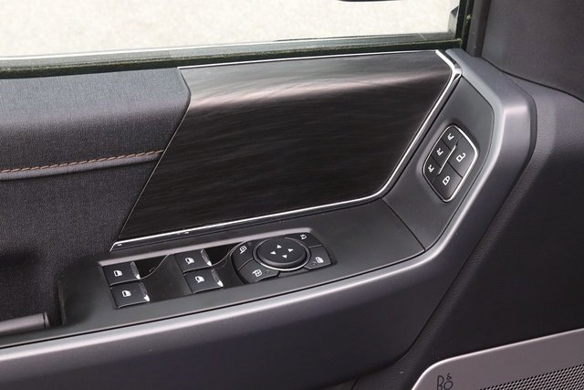 New 2025 Ford F150 Lariat w/ Equipment Group 501A Mid image 12