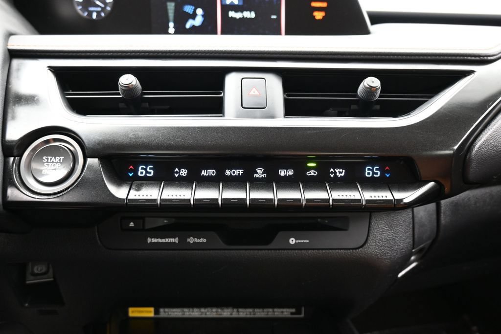 Used 2021 Lexus UX 200 w/ Accessory Package (Z2) FWD image 43