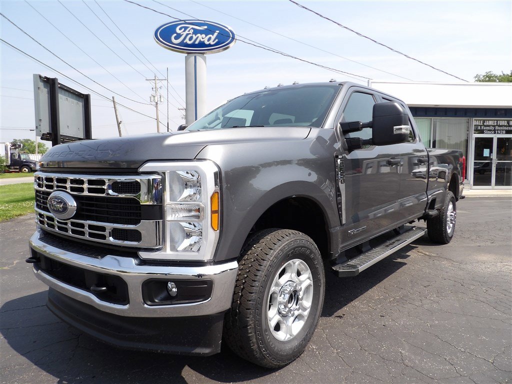 New 2025 Ford F350 XLT w/ FX4 Off-Road Package image 31