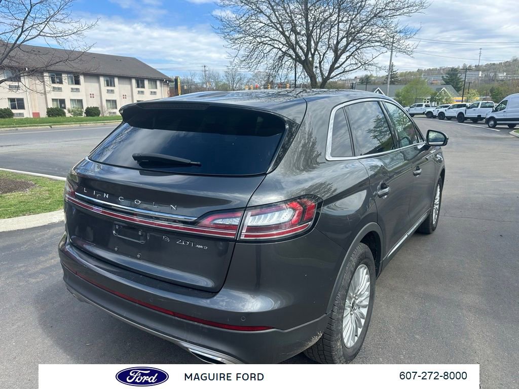 Used 2019 Lincoln Nautilus Premier image 5
