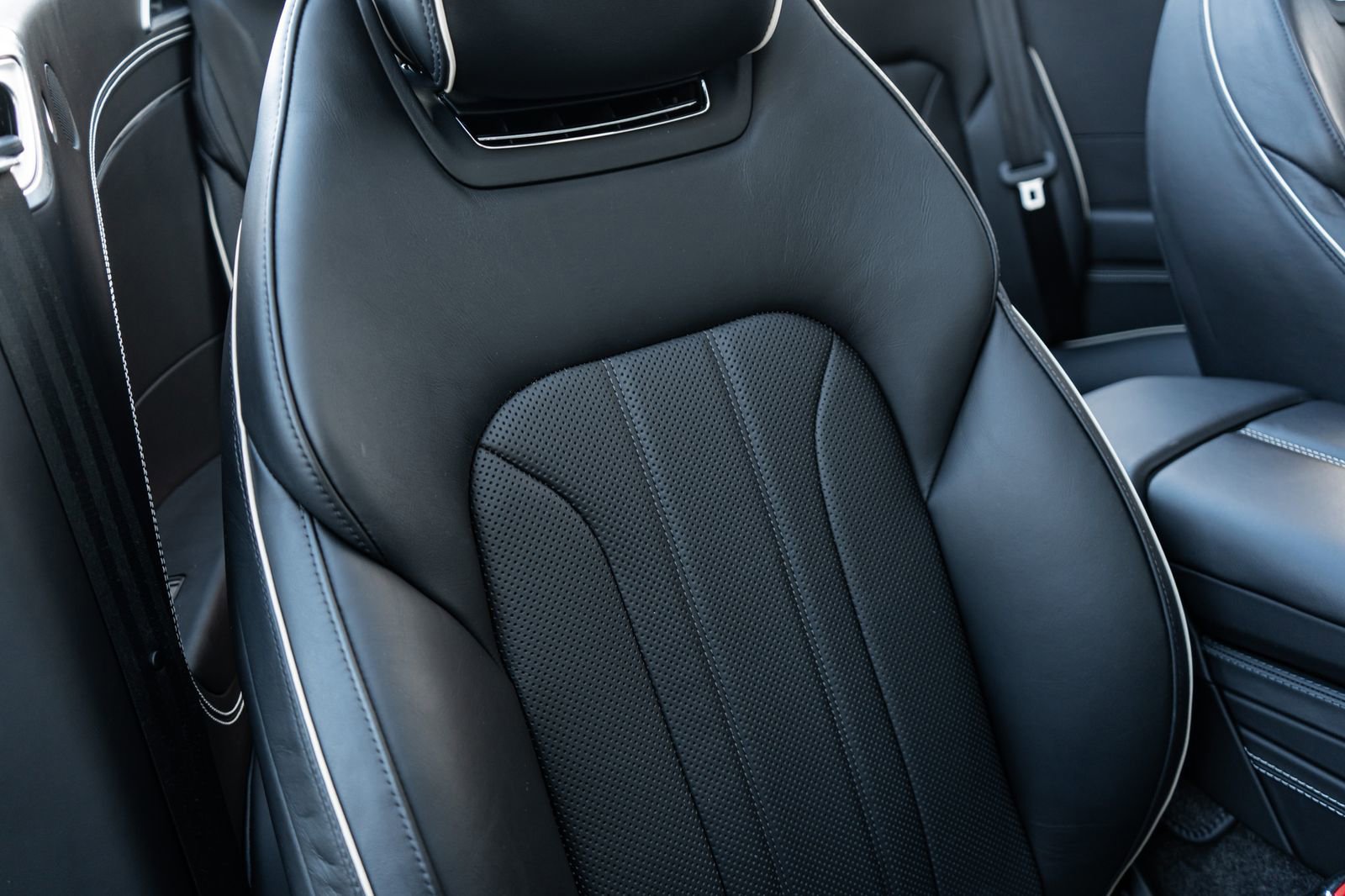 Used 2022 Bentley Continental GT image 37