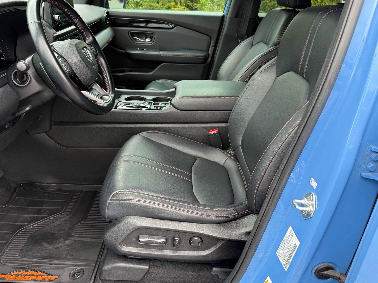 Certified 2023 Honda Pilot TrailSport image 13