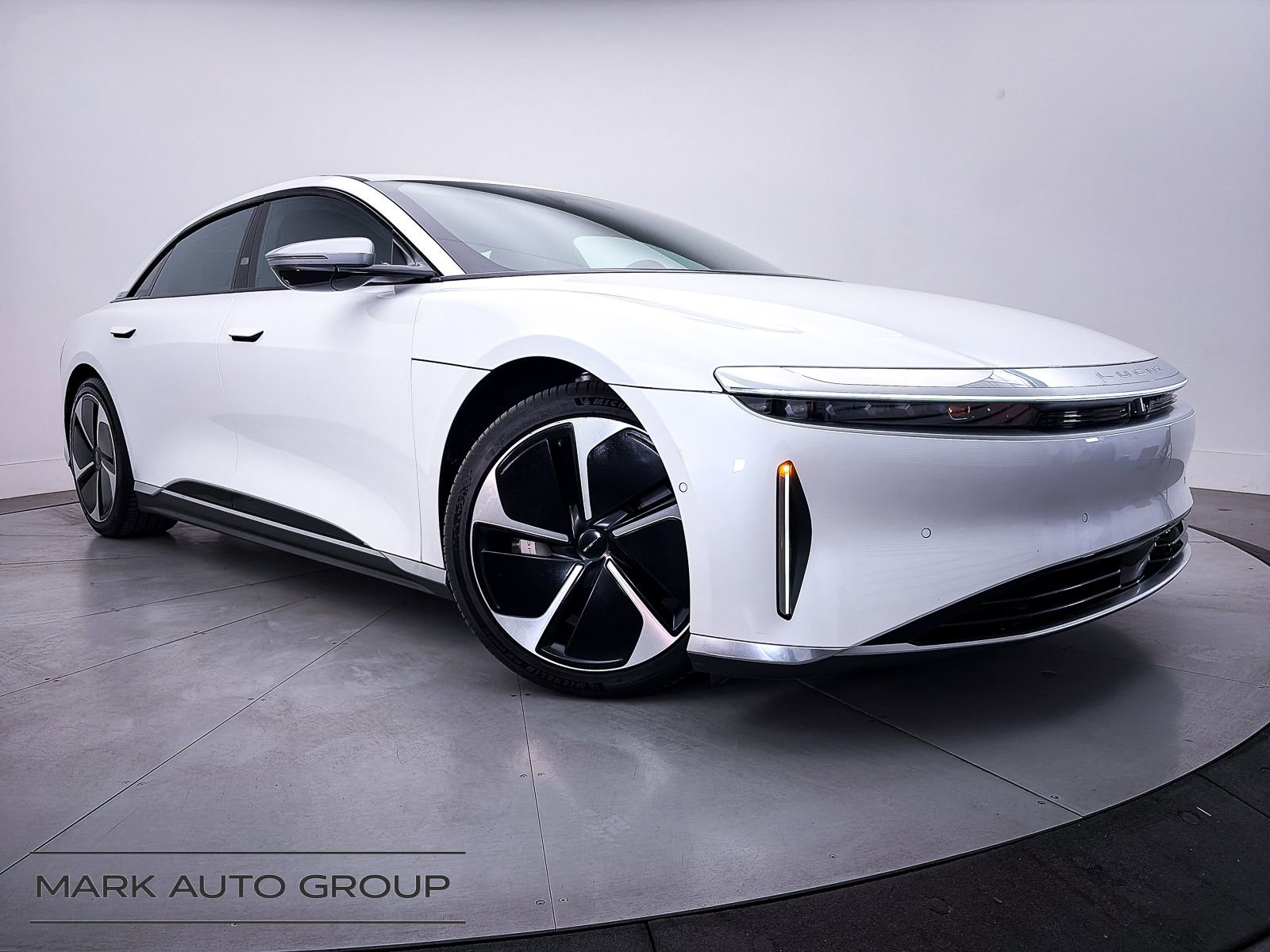 Used 2024 Lucid Air Grand Touring AWD/4WD image 1