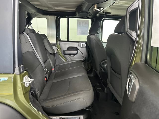 Used 2023 Jeep Wrangler Unlimited w/ Convenience Group image 27