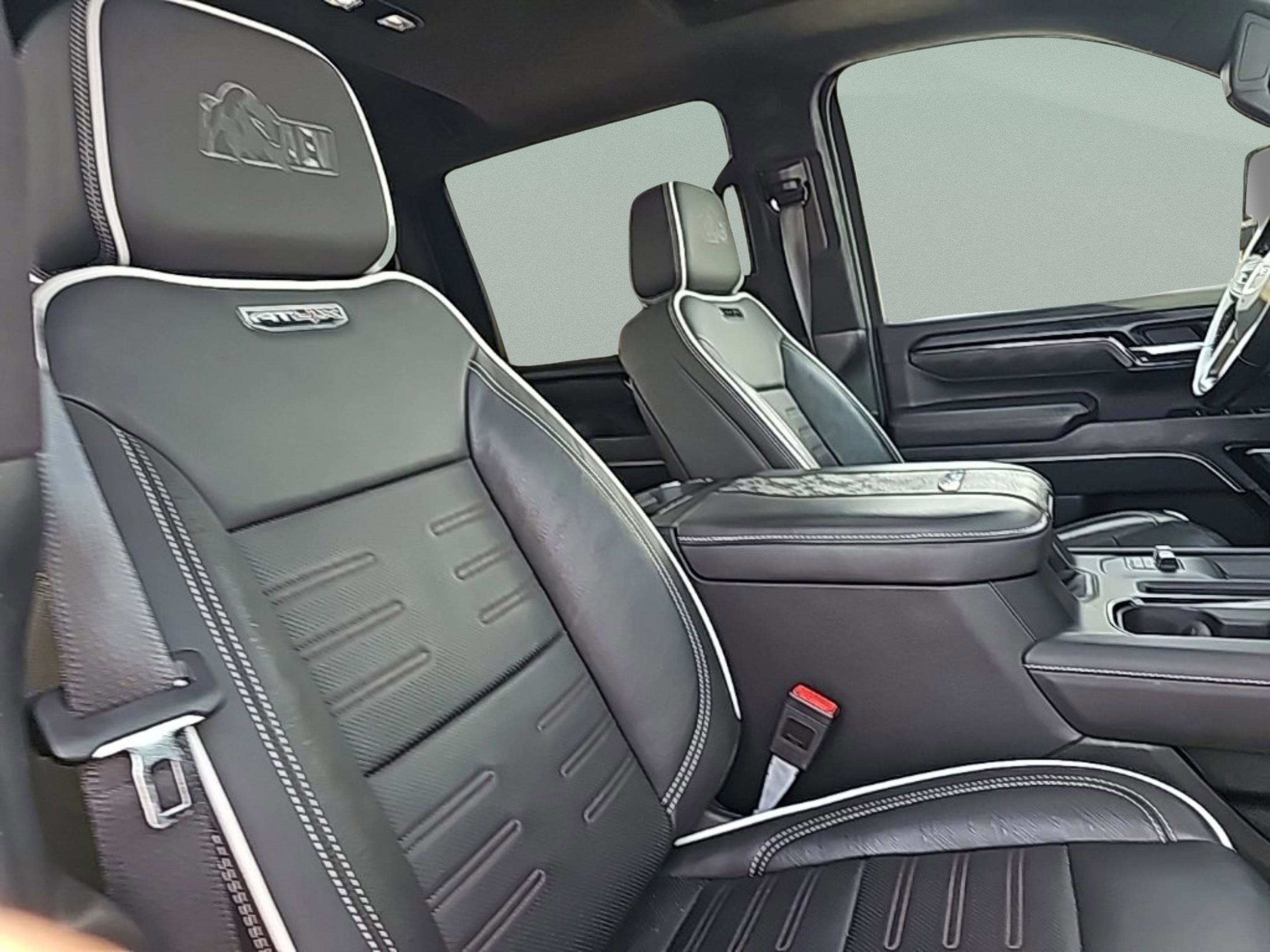 Used 2024 GMC Sierra 2500 AT4X w/ AT4X AEV Edition image 24