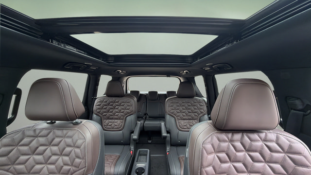 New 2026 Nissan Armada Platinum Reserve AWD/4WD image 14
