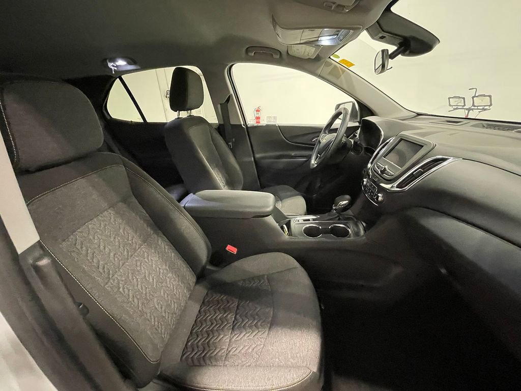 Used 2024 Chevrolet Equinox LT AWD/4WD image 27