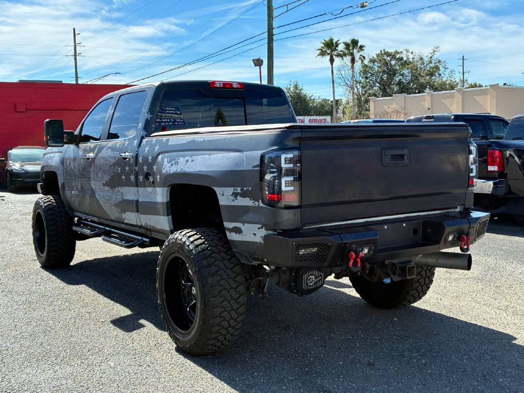 Used 2019 Chevrolet Silverado 2500 LTZ w/ Duramax Plus Package AWD/4WD image 4
