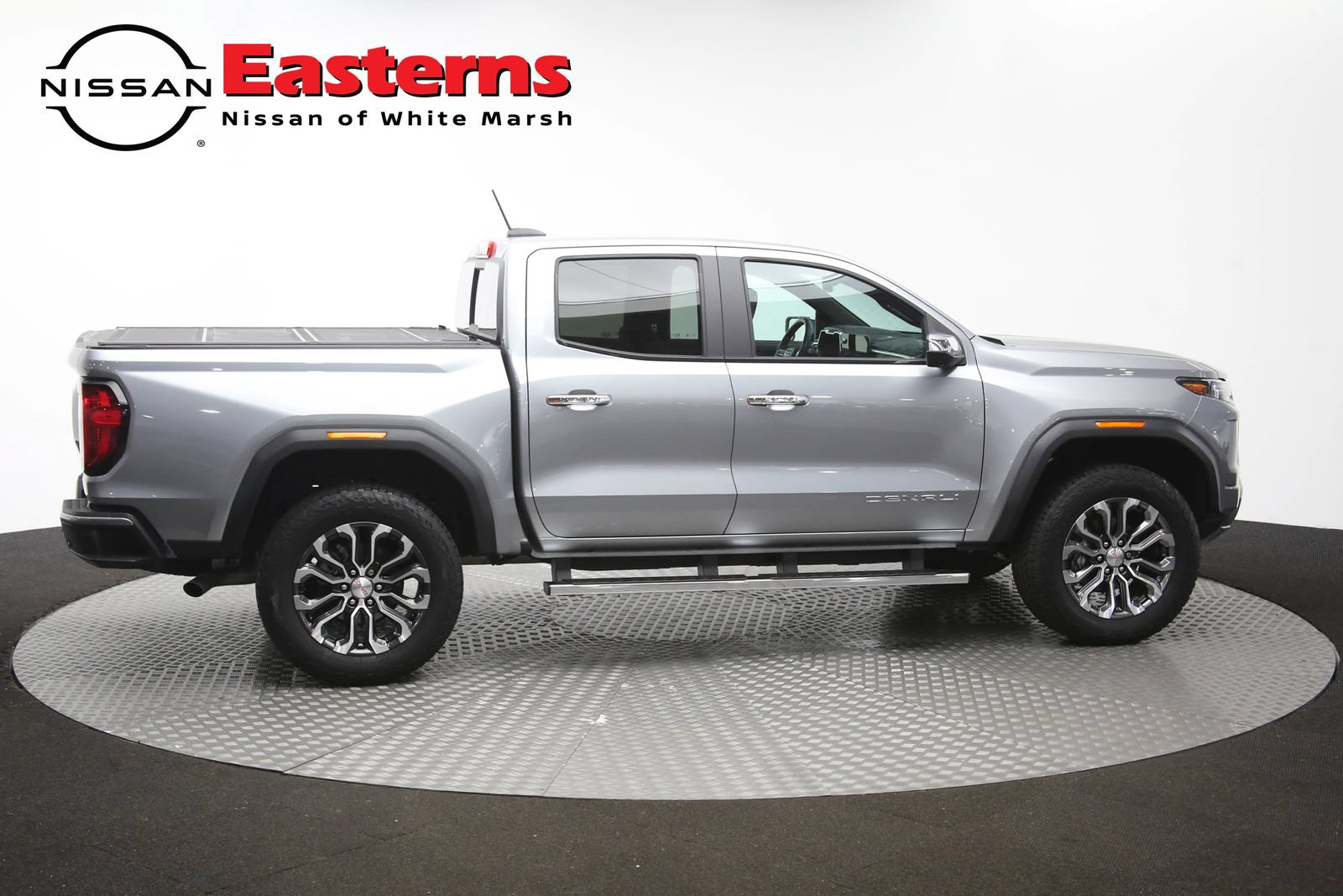 Used 2024 GMC Canyon Denali AWD/4WD image 45