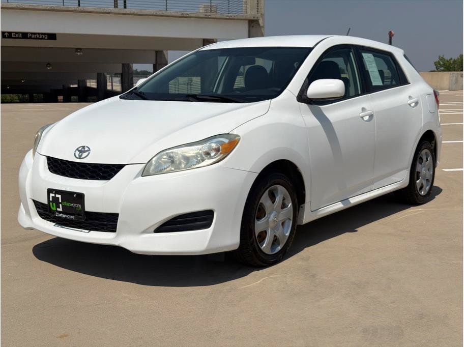 Used 2009 Toyota Matrix FWD image 3