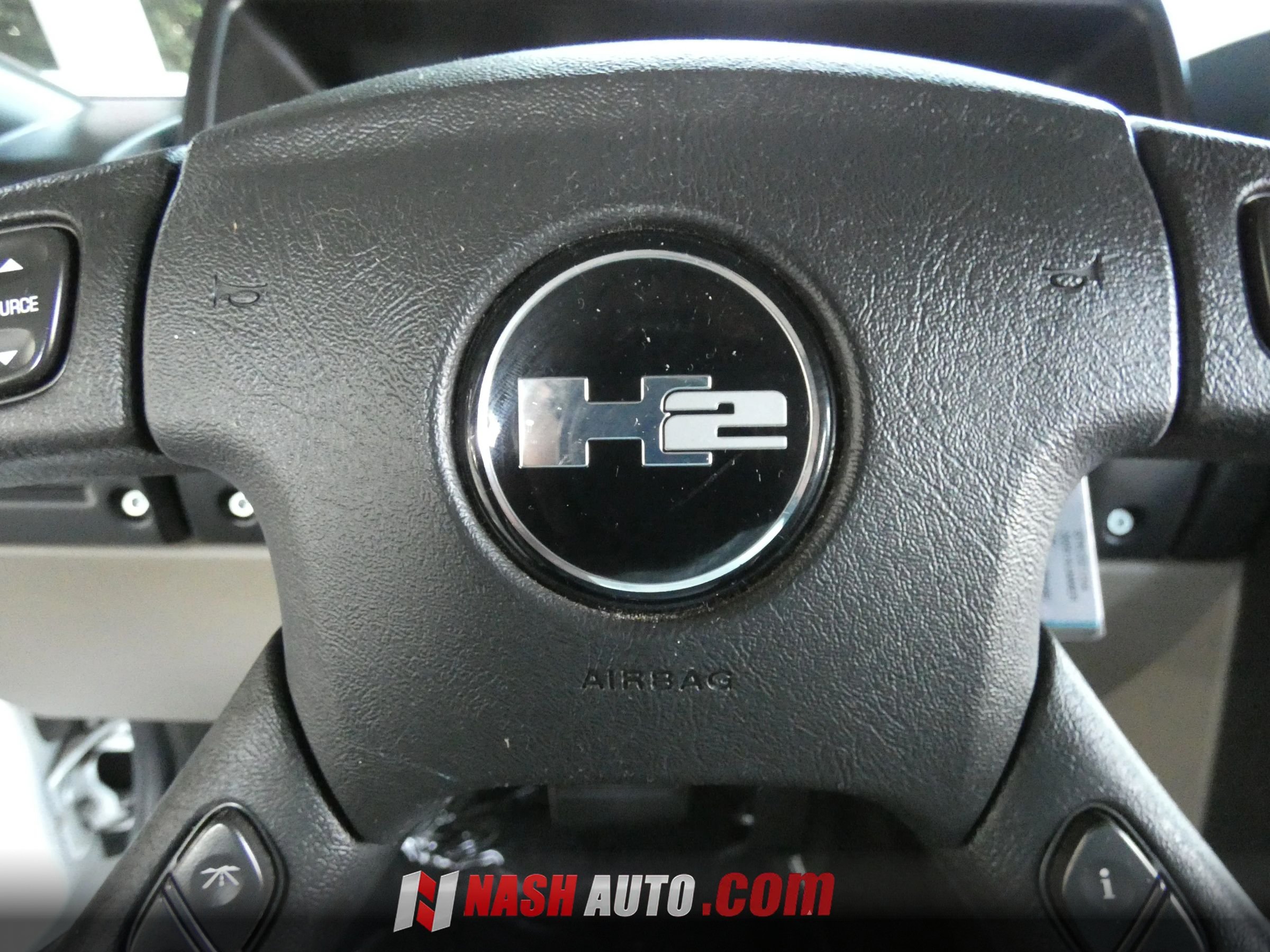 Used 2005 HUMMER H2 w/ Preferred Equipment Group AWD/4WD image 60