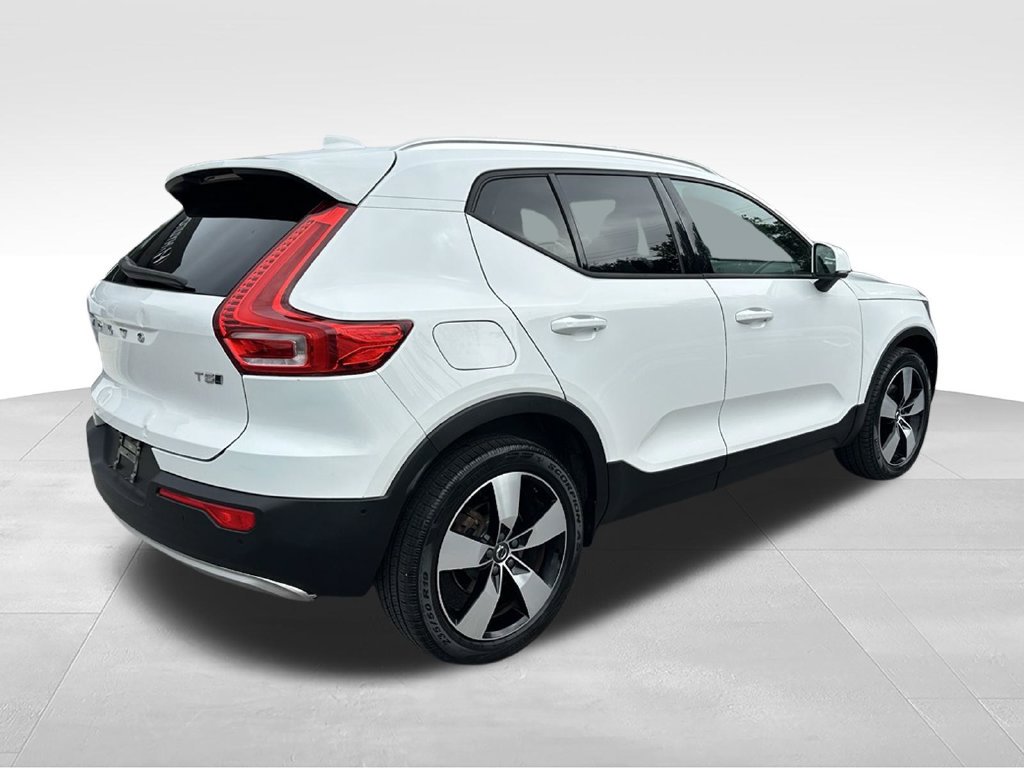 Used 2019 Volvo XC40 T5 Momentum AWD/4WD image 7