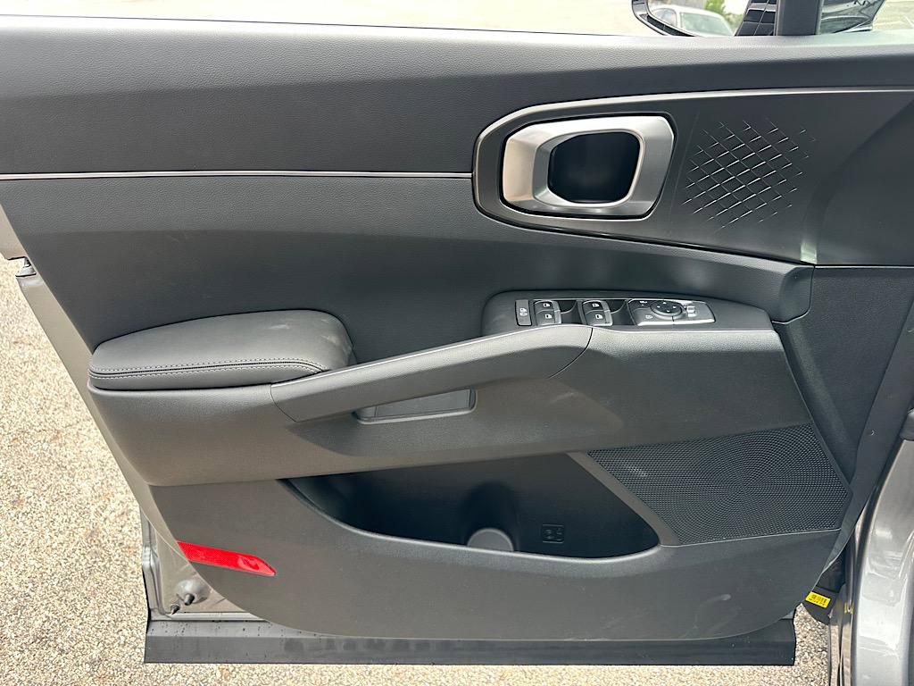 New 2025 Kia Sorento EX image 13
