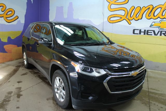Used 2021 Chevrolet Traverse LS w/ LPO, Floor Liner Package image 2