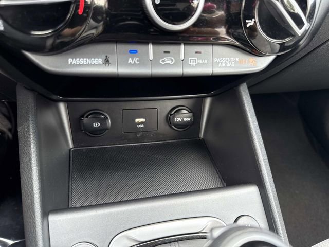 Used 2023 Hyundai Kona SEL image 27