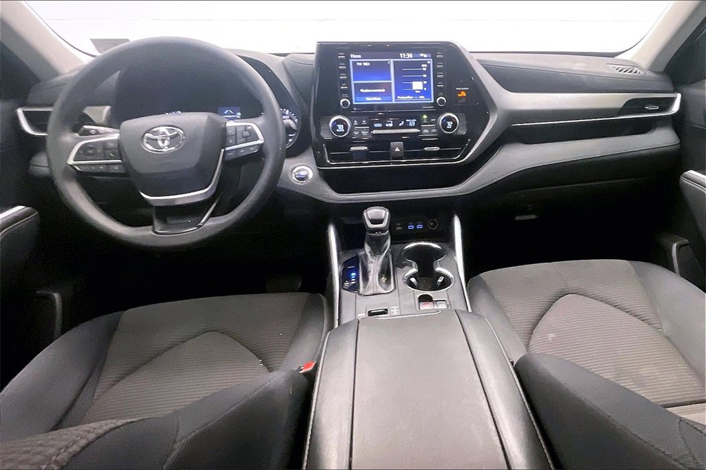 Used 2022 Toyota Highlander L image 13