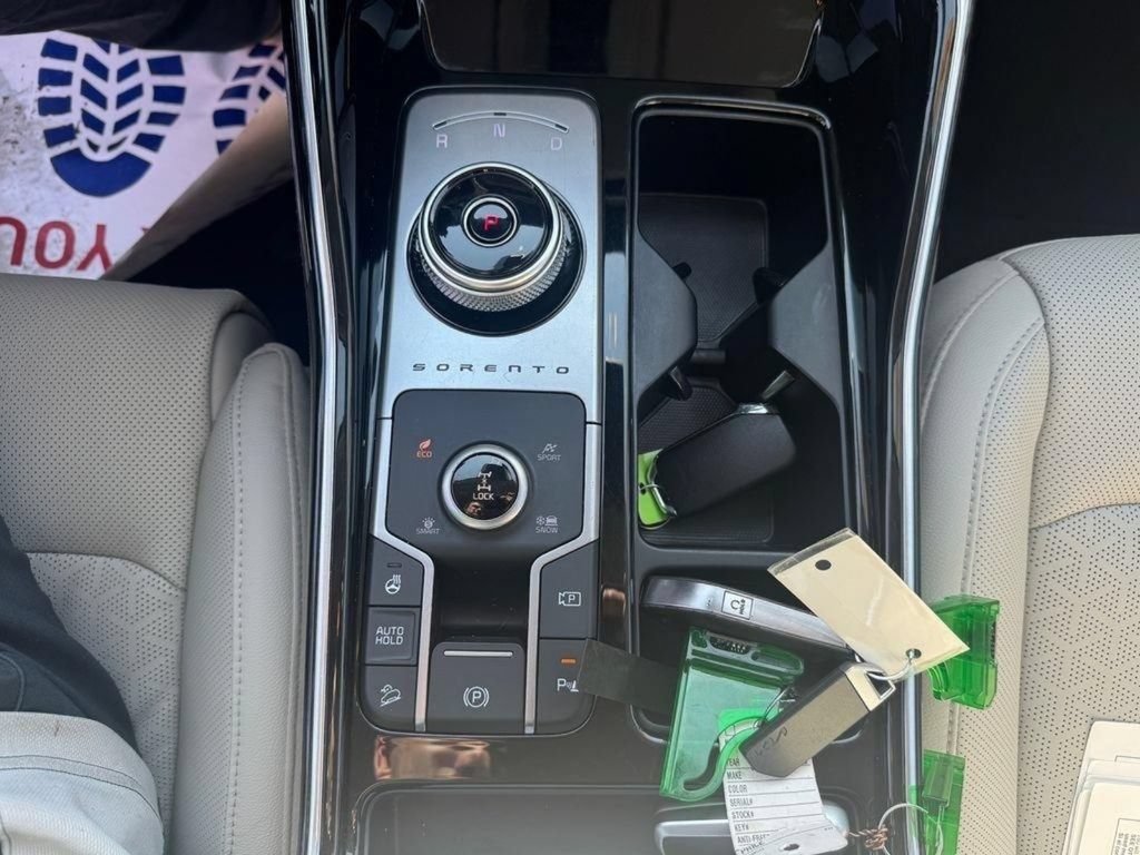 Certified 2023 Kia Sorento SX Prestige AWD/4WD image 22