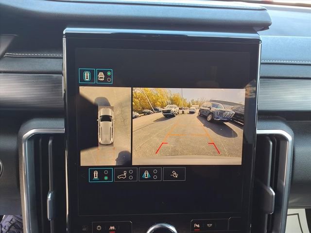 Used 2025 GMC Acadia Elevation image 15