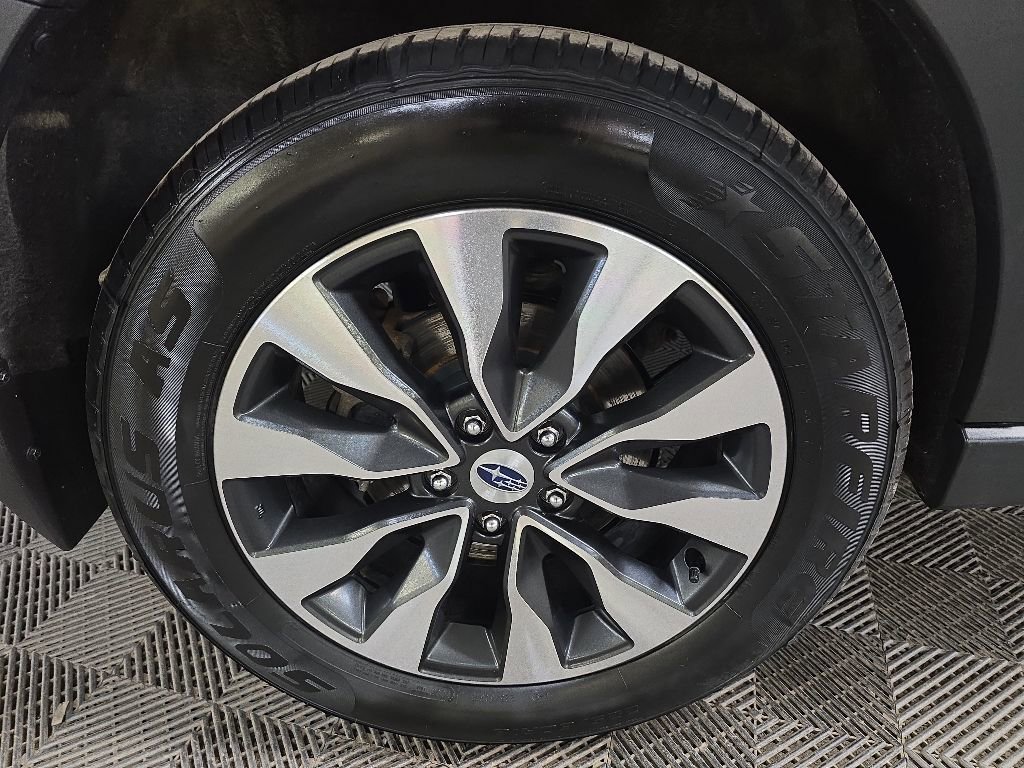 Used 2023 Subaru Outback Touring XT AWD/4WD image 14