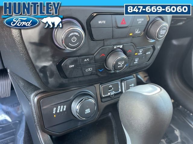 Used 2021 Jeep Renegade Sport image 20