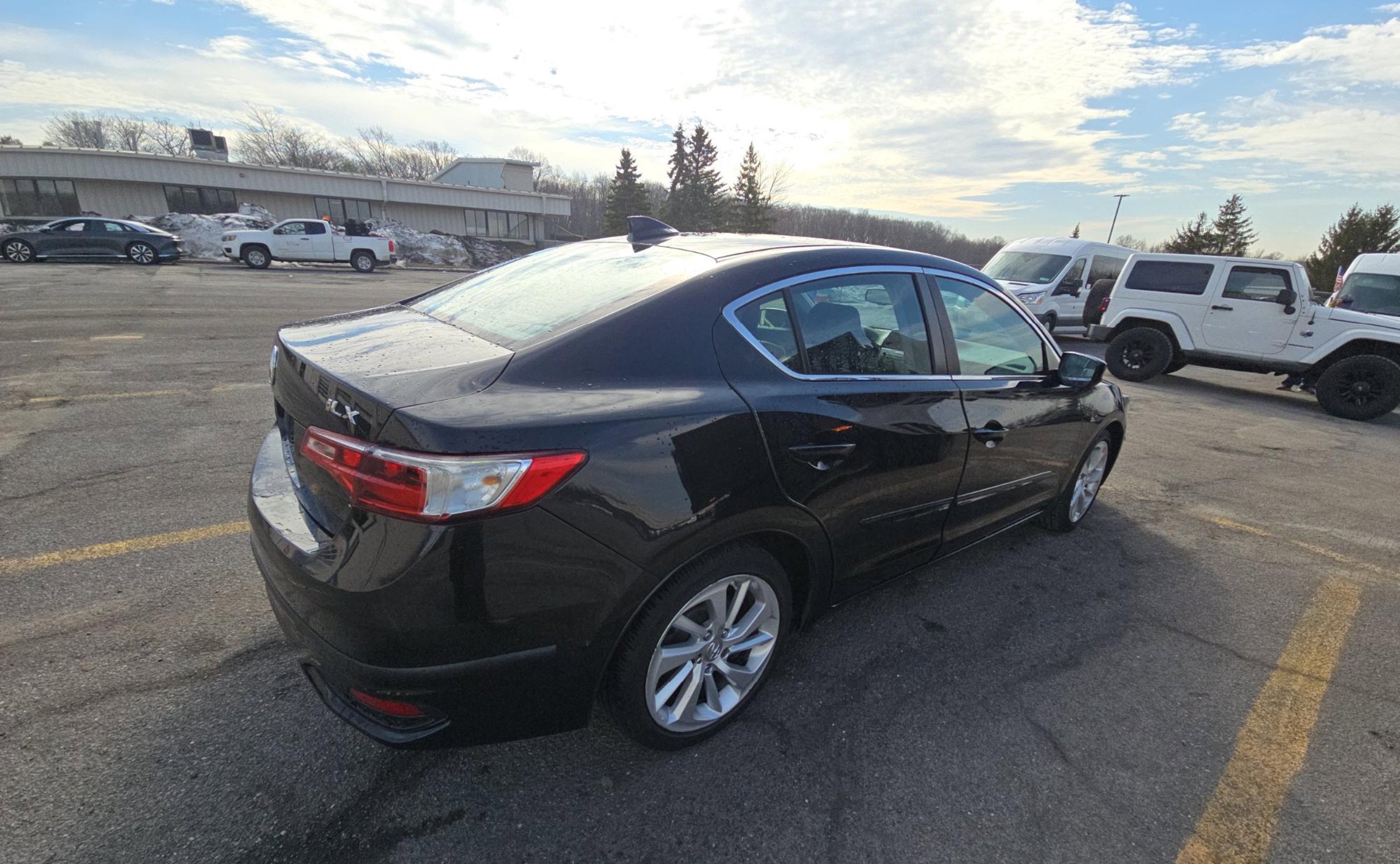 Used 2017 Acura ILX w/Premium Pkg image 5