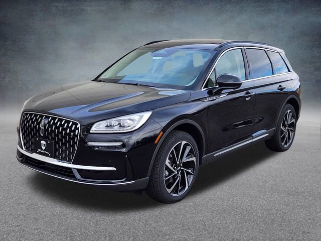 New 2026 Lincoln Corsair Reserve w/ Towing Package image 3
