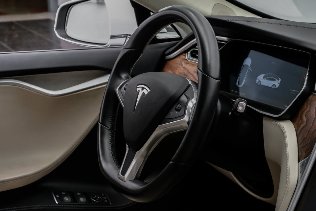 Used 2018 Tesla Model S 75D AWD/4WD image 15