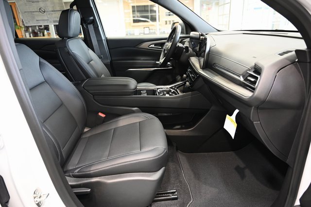 New 2026 Chevrolet Traverse LT w/ Driver Confidence Package image 10