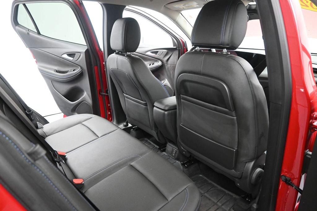Used 2026 Buick Encore GX Sport Touring w/ Comfort Package AWD/4WD image 19