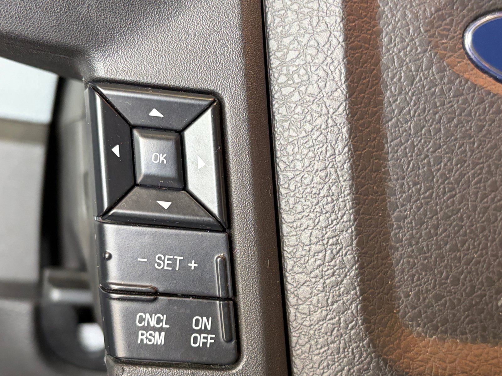 Used 2013 Ford F150 XLT w/ Luxury Equipment Group AWD/4WD image 20