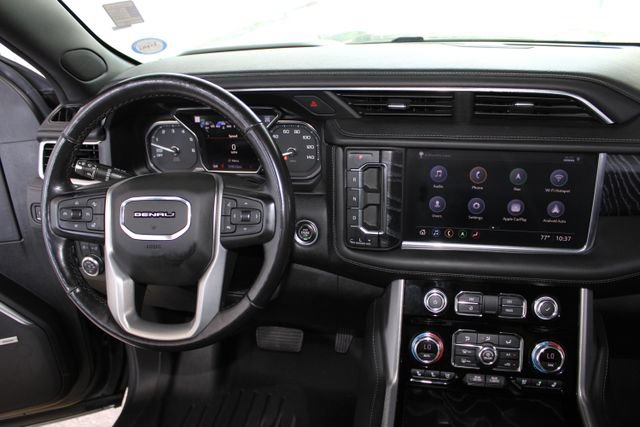 Used 2021 GMC Yukon XL Denali w/ Denali Premium Package AWD/4WD image 30