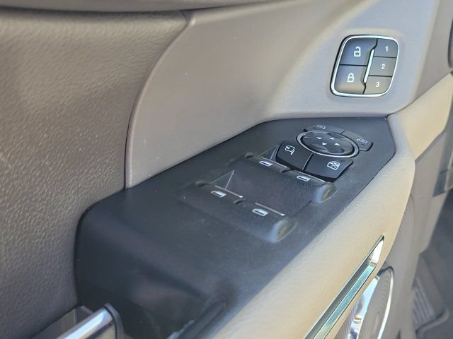Certified 2020 Ford Expedition XLT w/ Equipment Group 202A RWD image 23